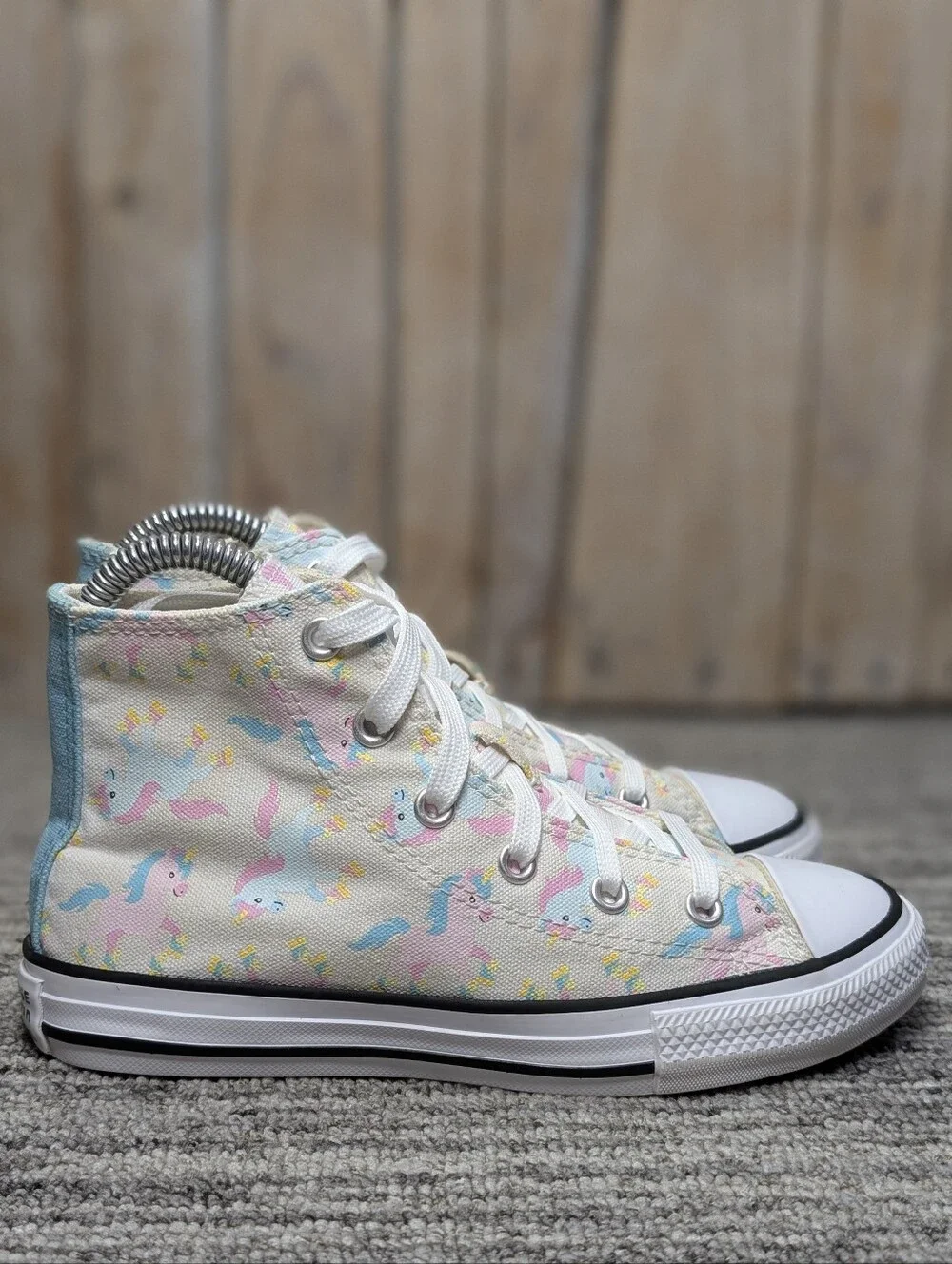 Converse Chuck Taylor All Star High tops - Unicorn - Size 1 Youth